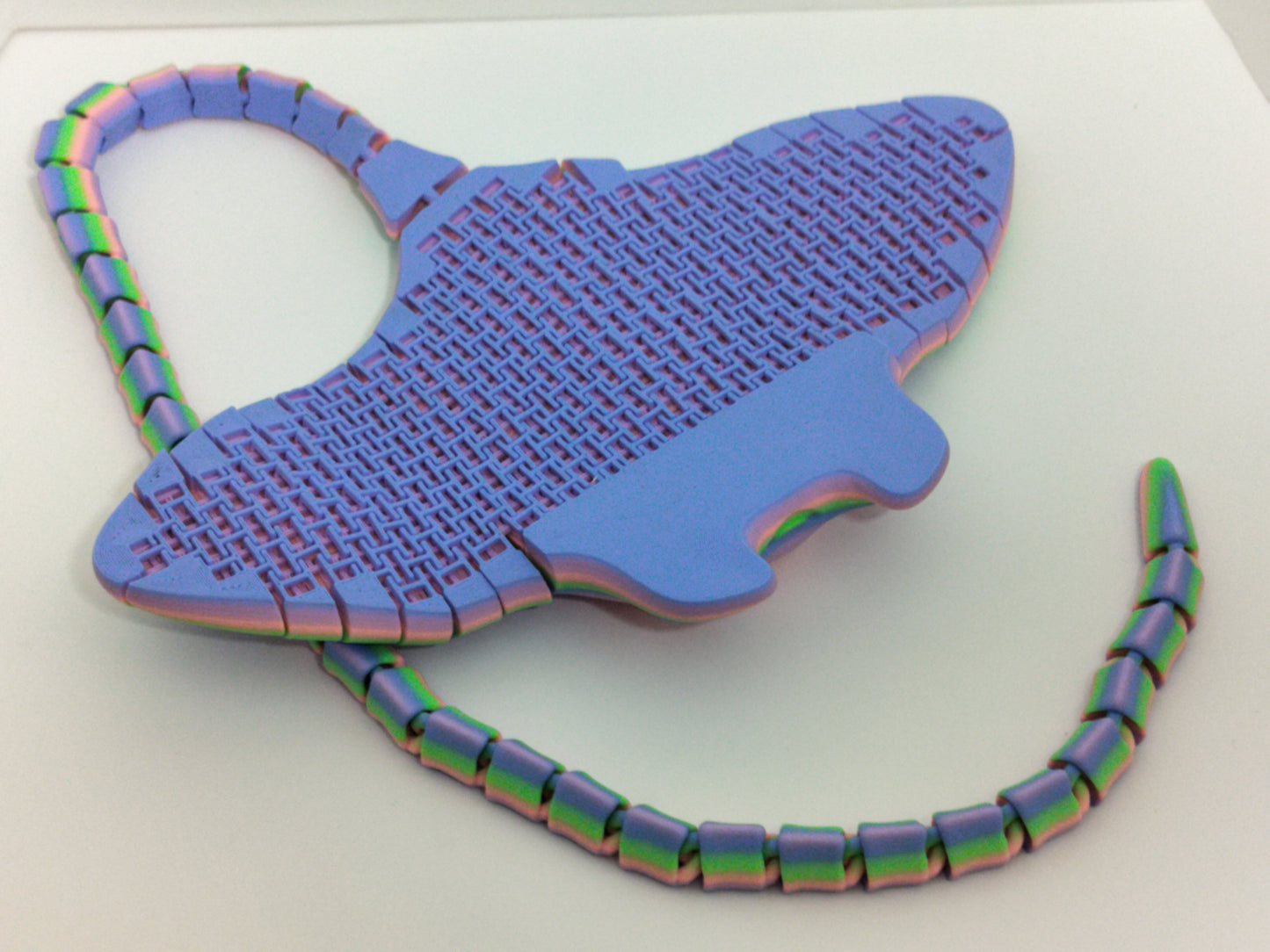 Incredible 25" flexi stingray in rainbow filament